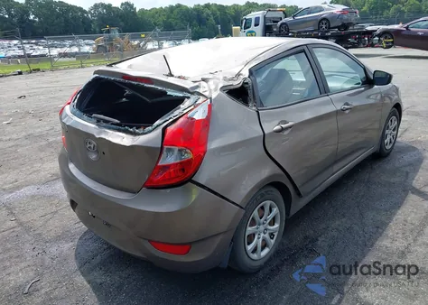 2014 Hyundai Accent Gs z USA, uszkodzony, nr VIN KMHCT5AE9EU174415